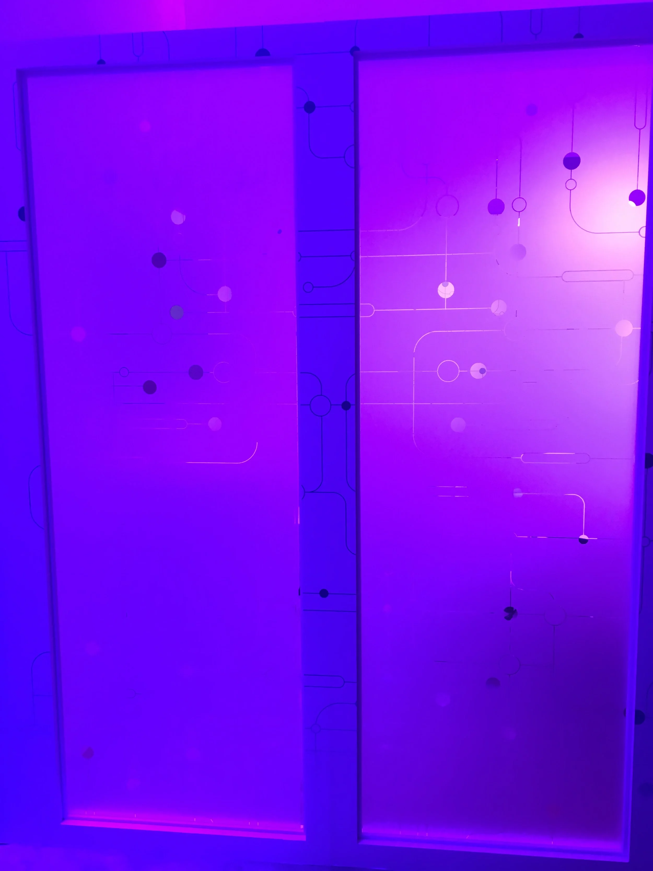 Everi G2E 2017 booth — circuit-pattern interior walls
